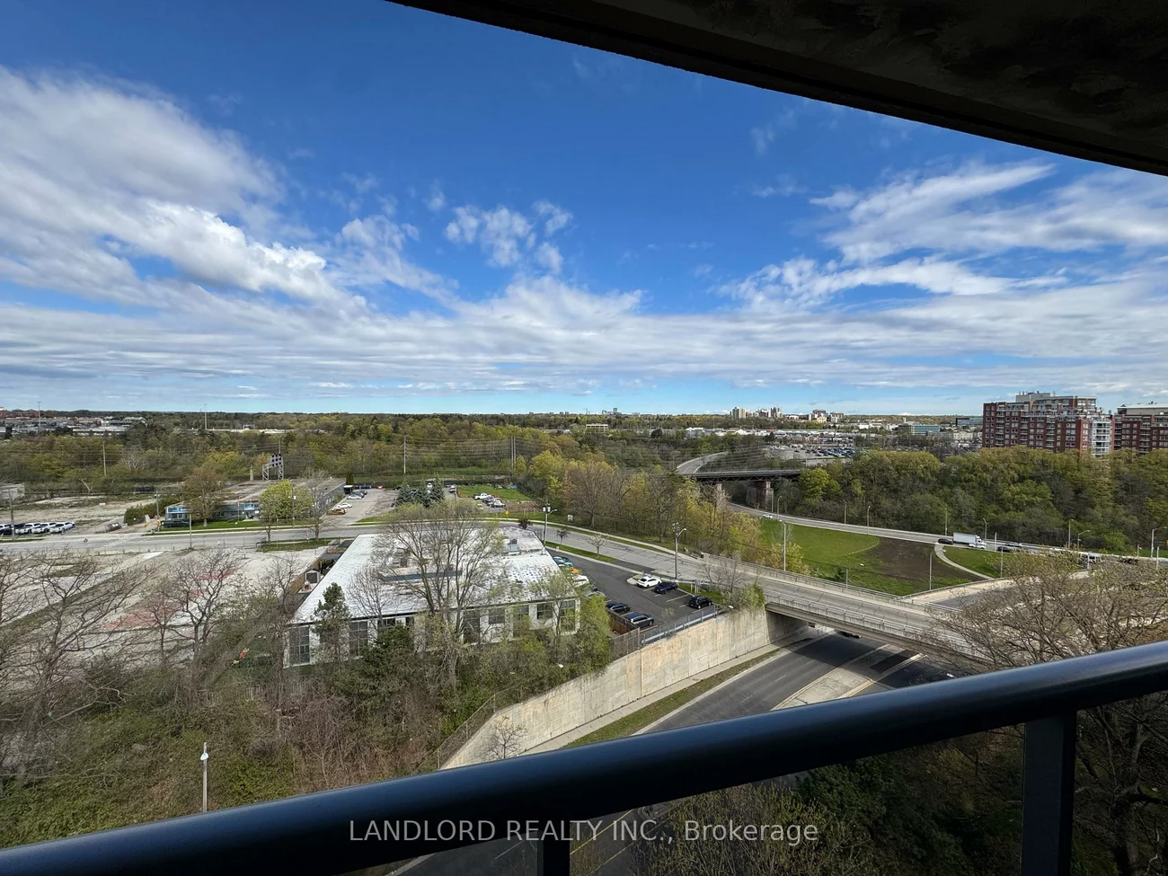 20, Speers, 1002 - CO Central, Oakville