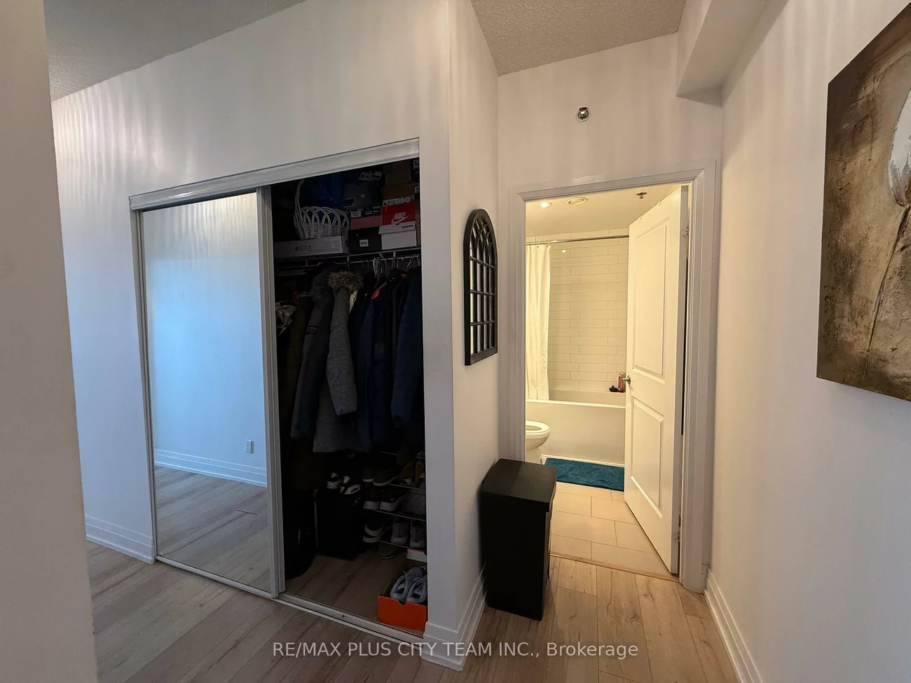 65, Speers, 1002 - CO Central, Oakville