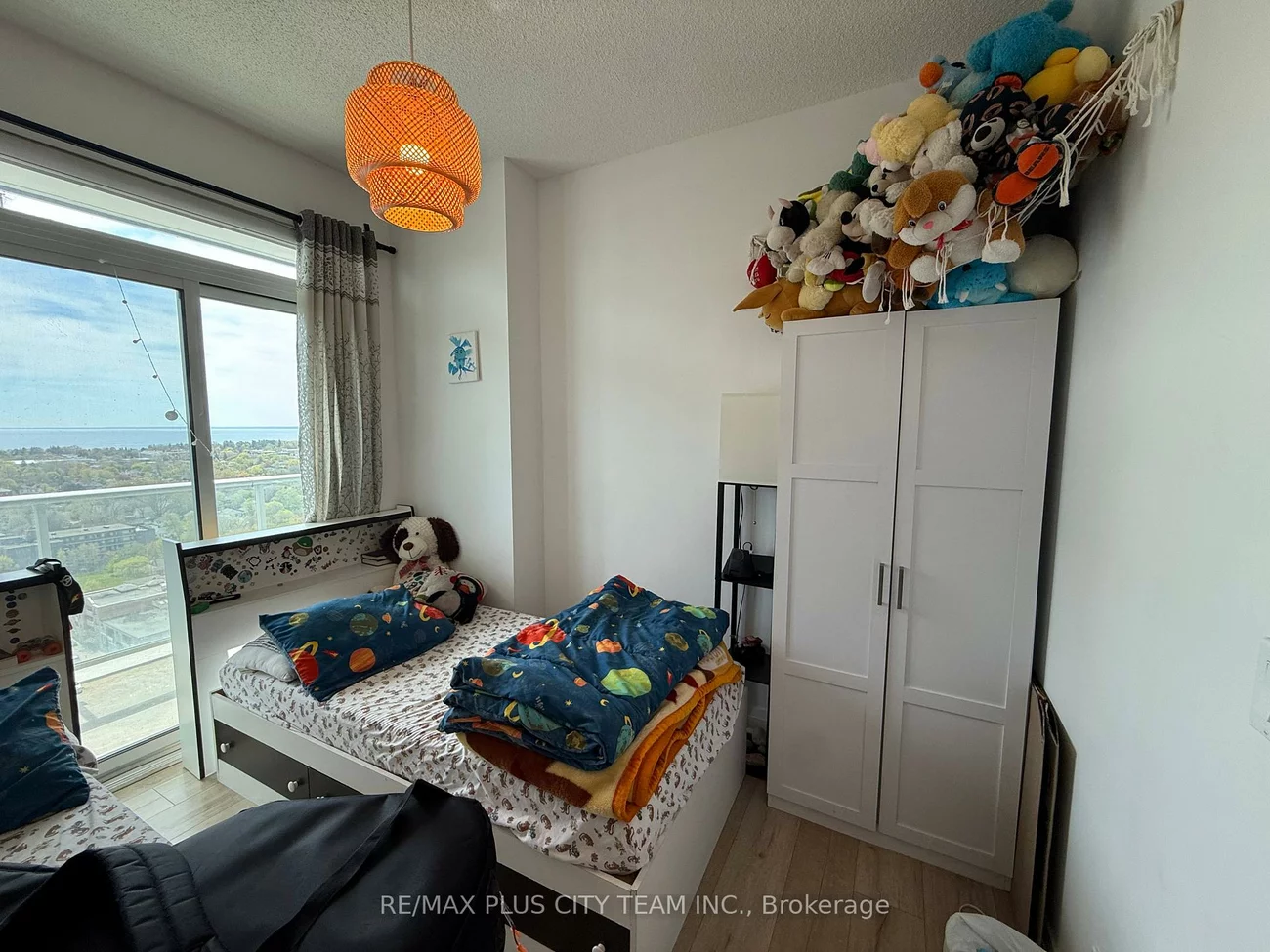 65, Speers, 1002 - CO Central, Oakville
