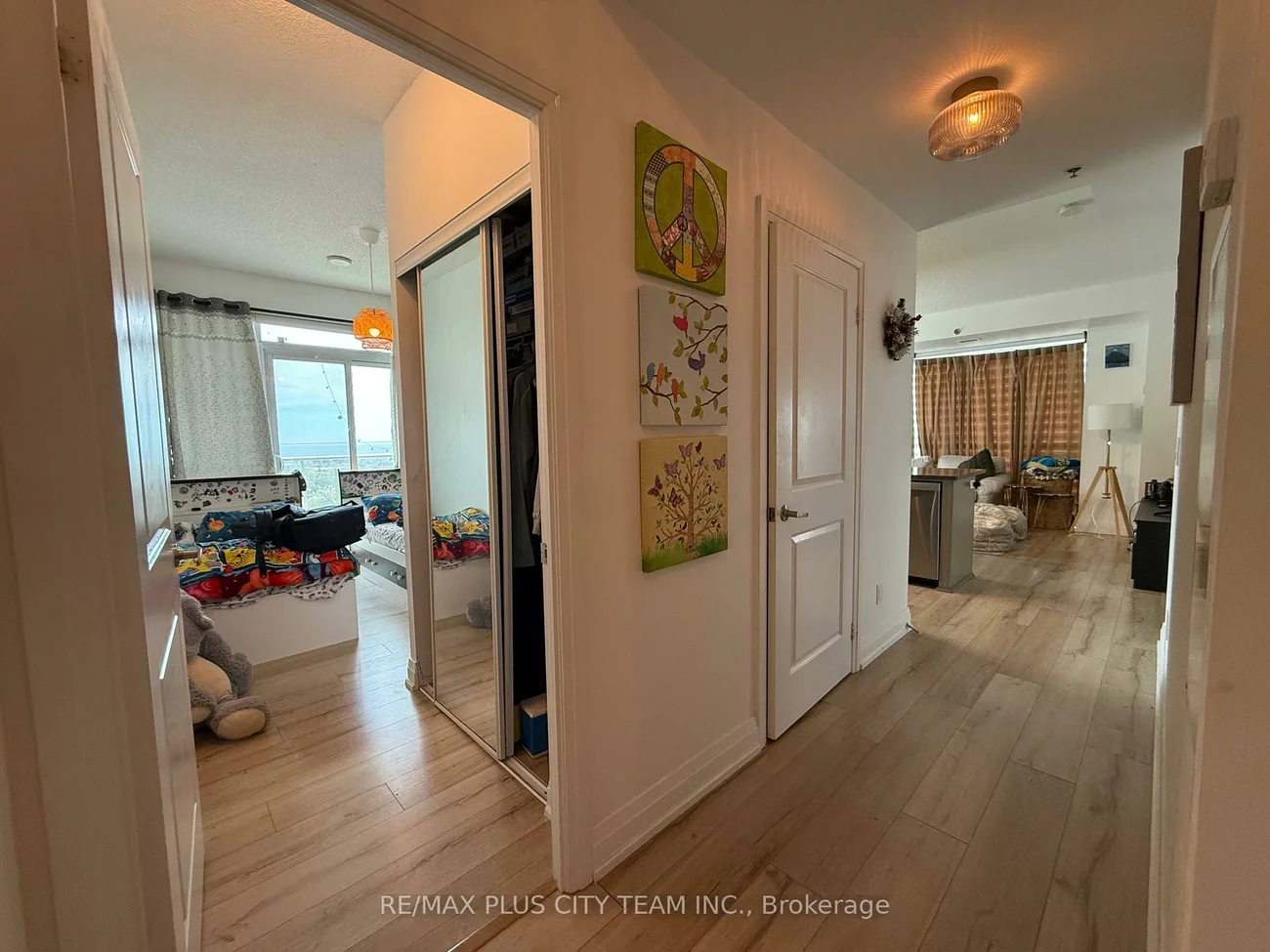 65, Speers, 1002 - CO Central, Oakville