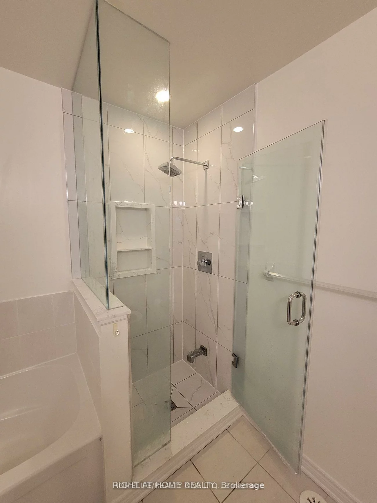 2460, Prince Michael, 1009 - JC Joshua Creek, Oakville