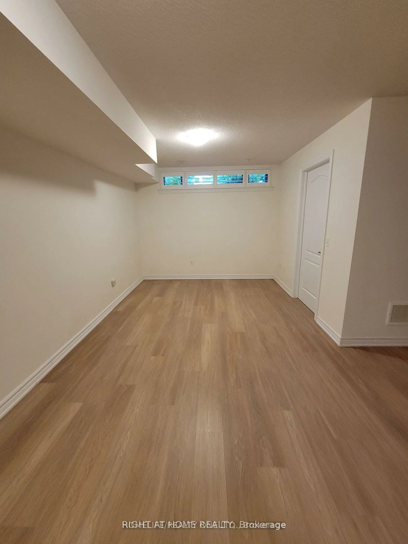 2460, Prince Michael, 1009 - JC Joshua Creek, Oakville