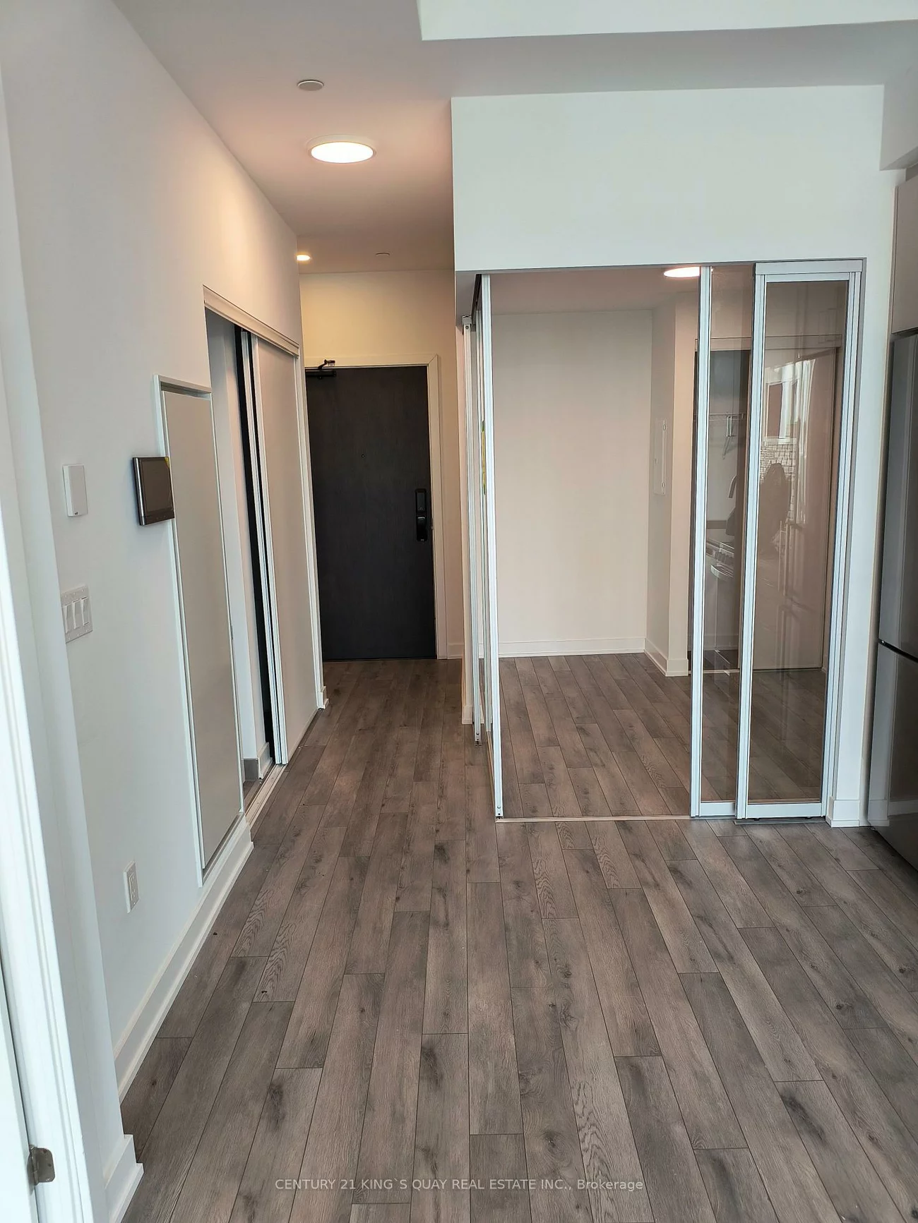 1005, Dundas, 1010 - JM Joshua Meadows, Oakville