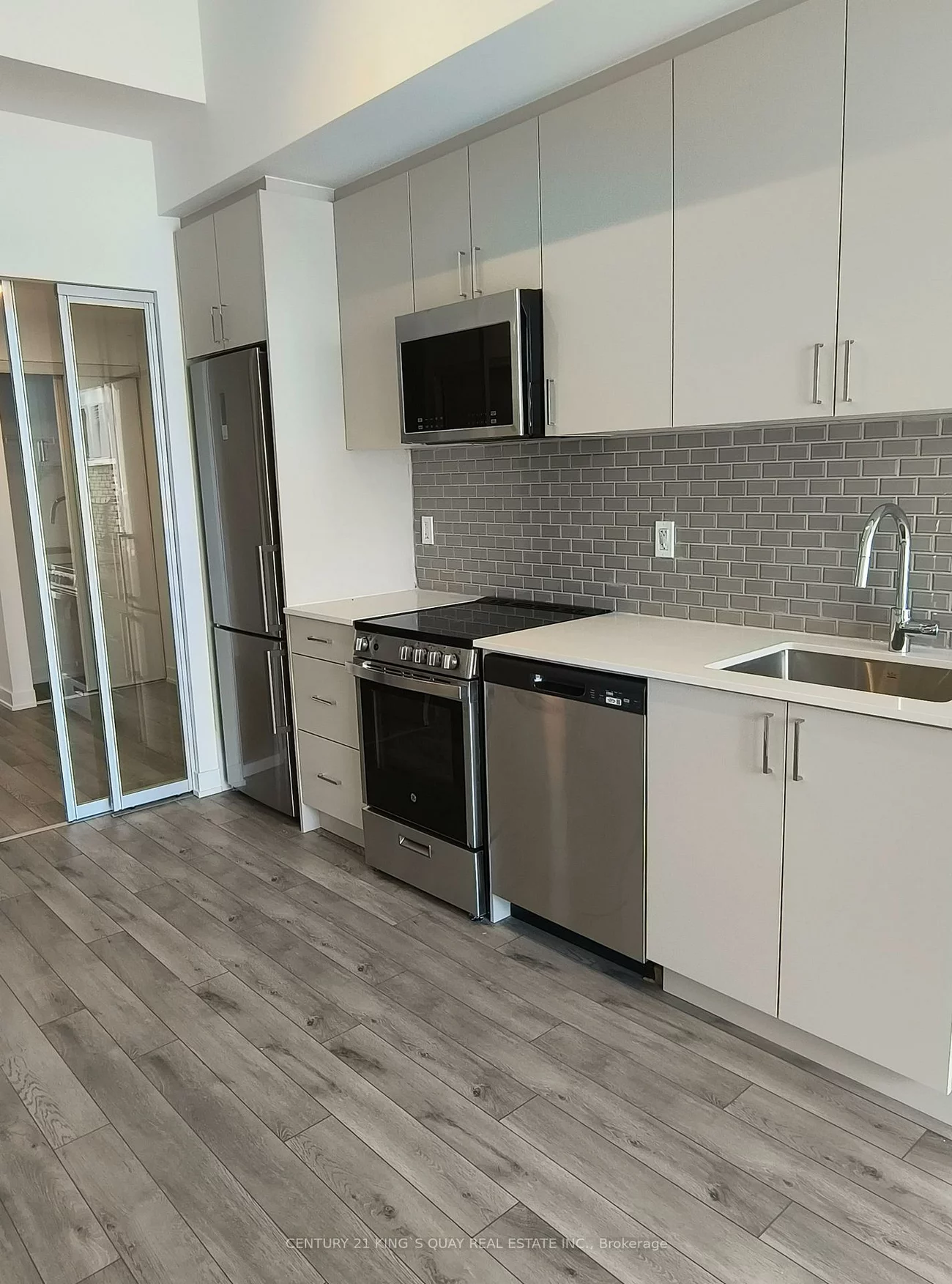 1005, Dundas, 1010 - JM Joshua Meadows, Oakville