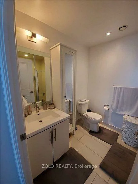 65, Speers, 1002 - CO Central, Oakville