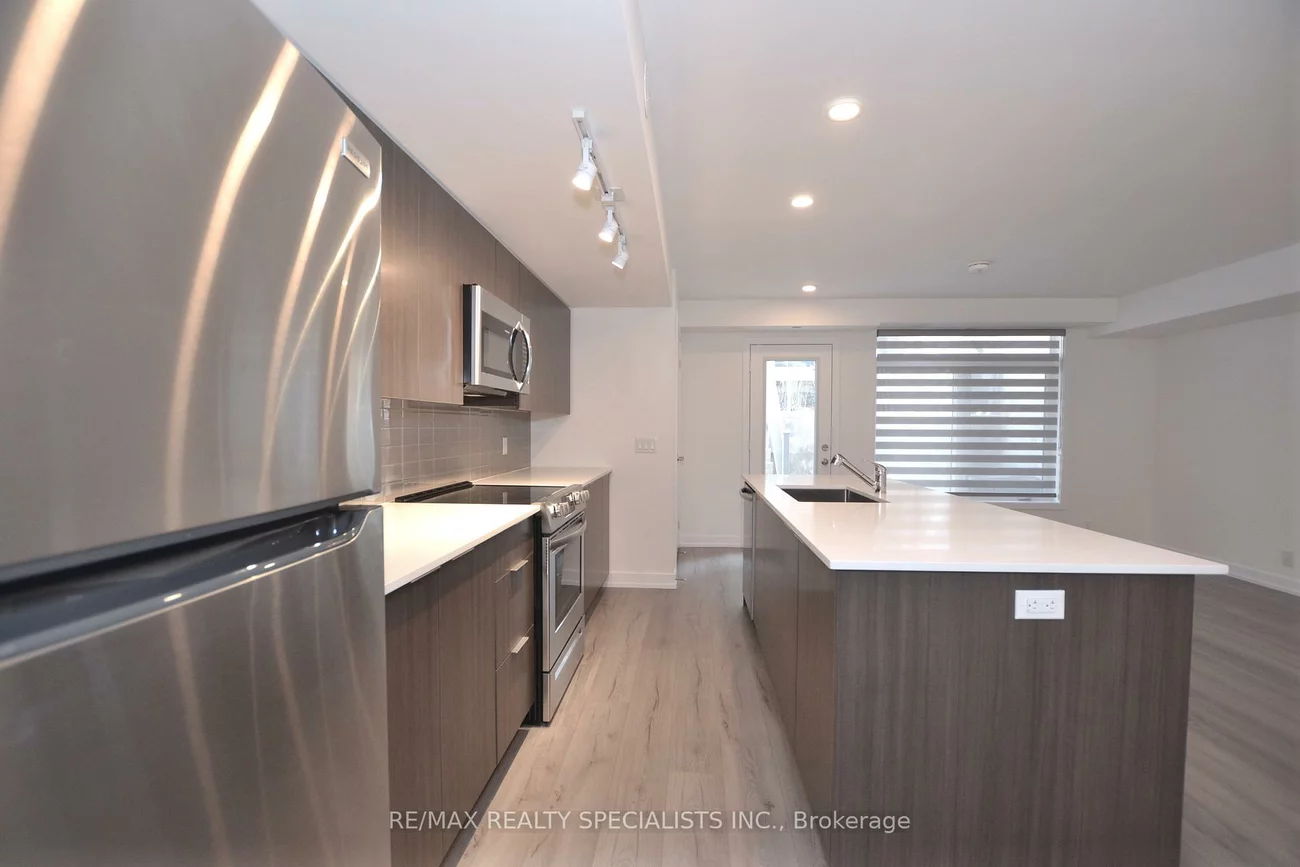 3066, Sixth, 1008 - GO Glenorchy, Oakville