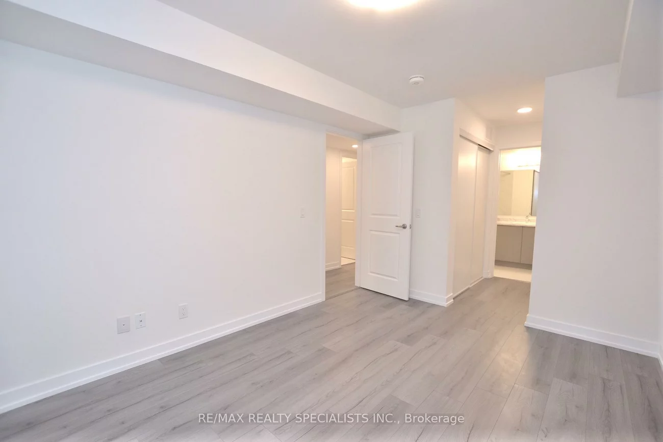 3066, Sixth, 1008 - GO Glenorchy, Oakville