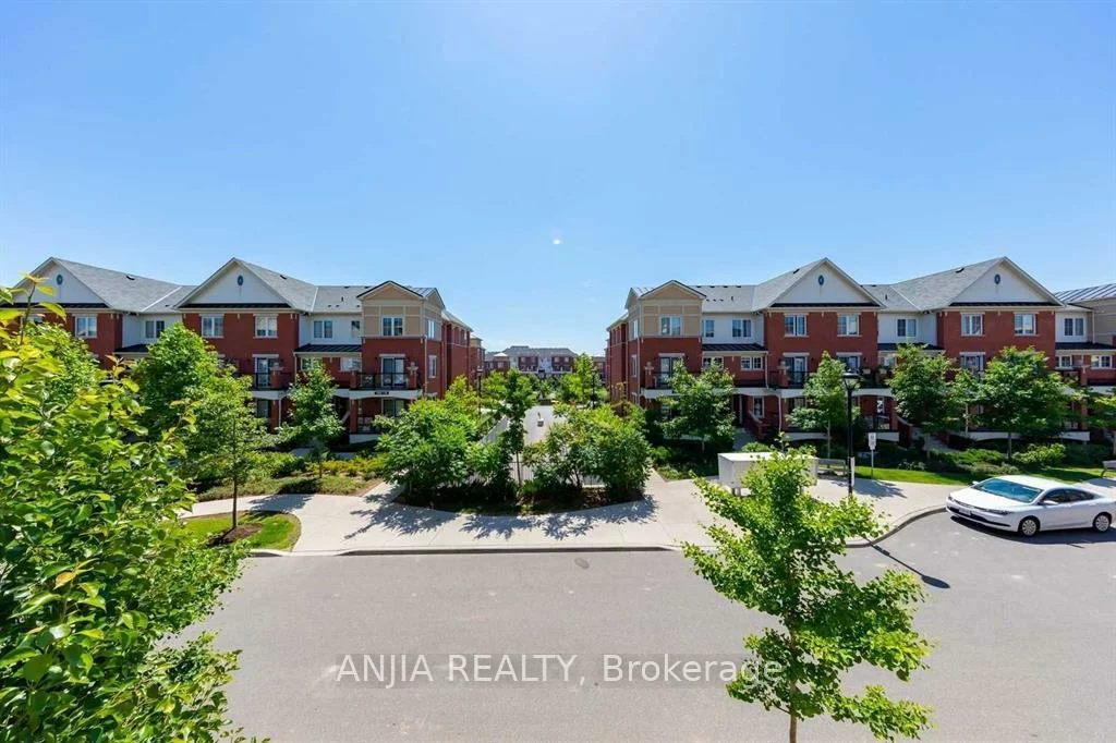 2504, Post, 1015 - RO River Oaks, Oakville