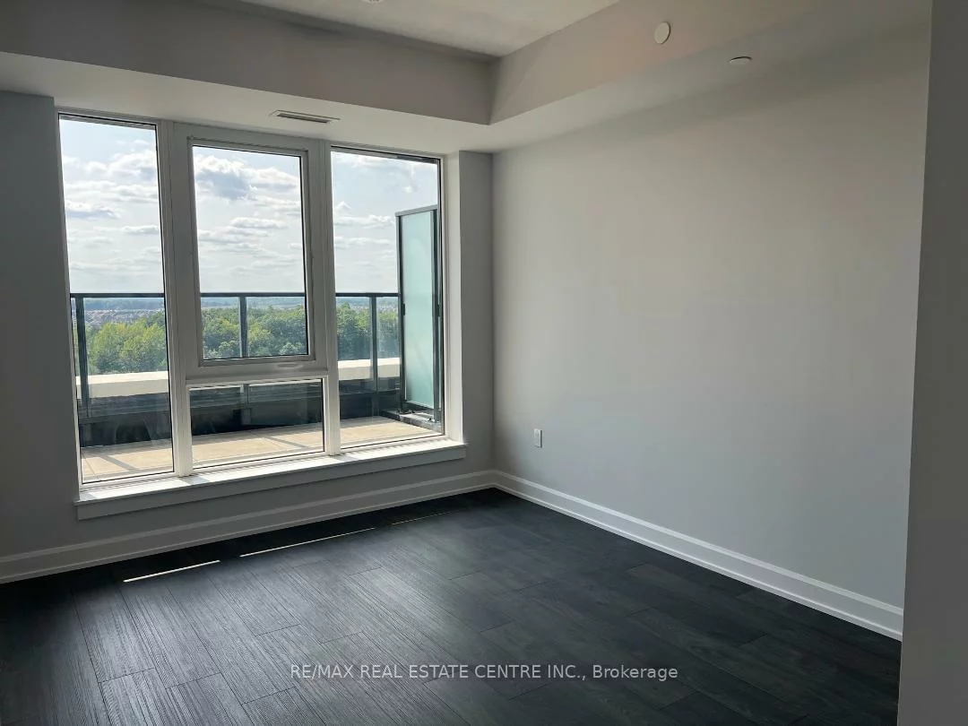 3200, William Colston, 1010 - JM Joshua Meadows, Oakville