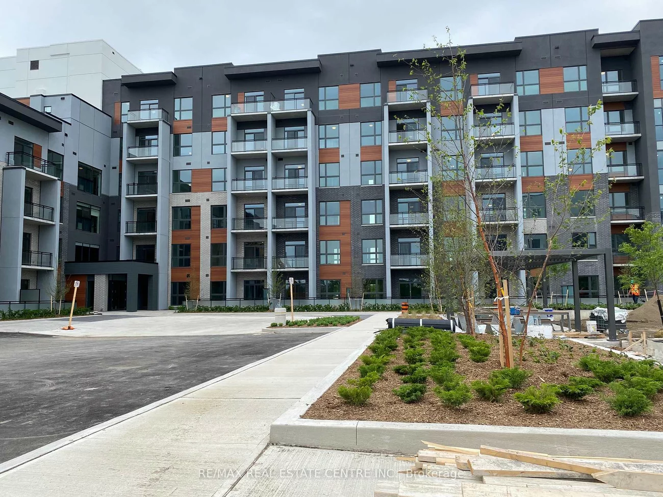 95, Dundas, 1008 - GO Glenorchy, Oakville