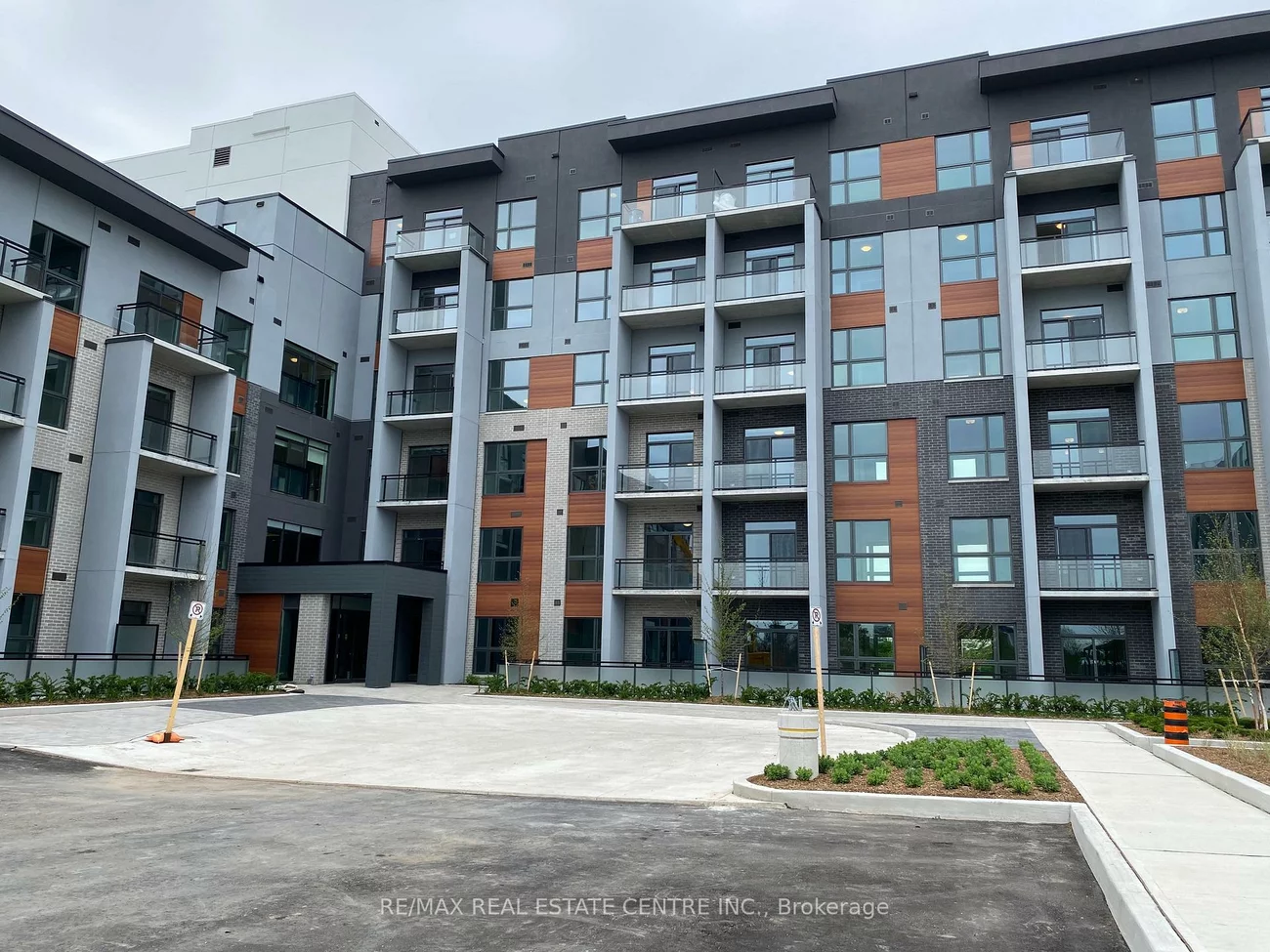 95, Dundas, 1008 - GO Glenorchy, Oakville