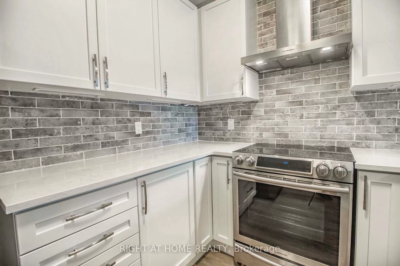 102, Grovewood Common, 1008 - GO Glenorchy, Oakville