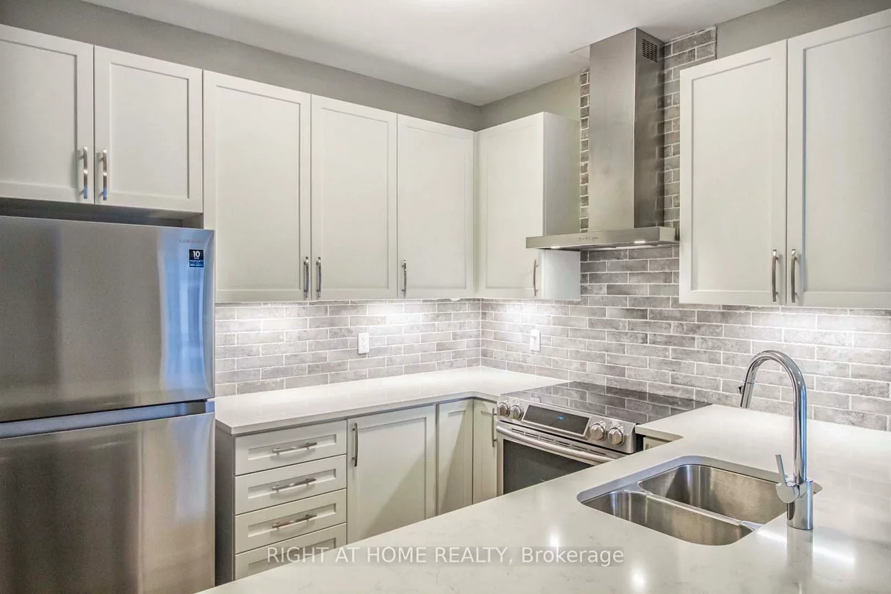 102, Grovewood Common, 1008 - GO Glenorchy, Oakville