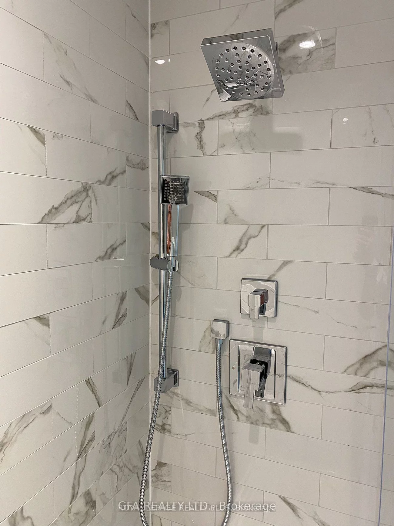95, Dundas, 1008 - GO Glenorchy, Oakville