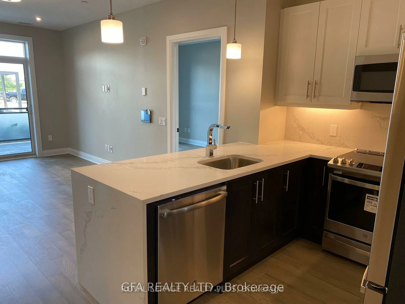 95, Dundas, 1008 - GO Glenorchy, Oakville