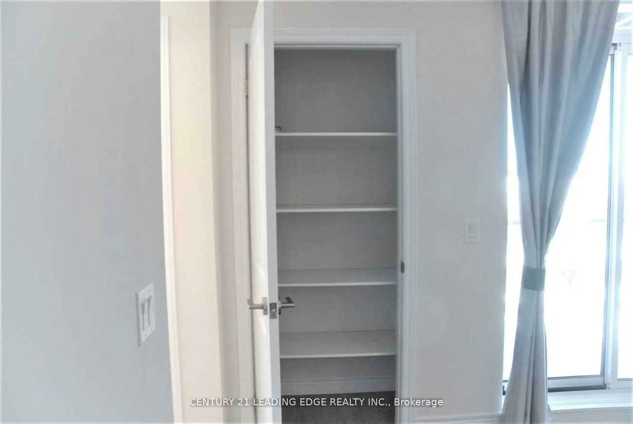 2375, BRONTE, 1019 - WM Westmount, Oakville