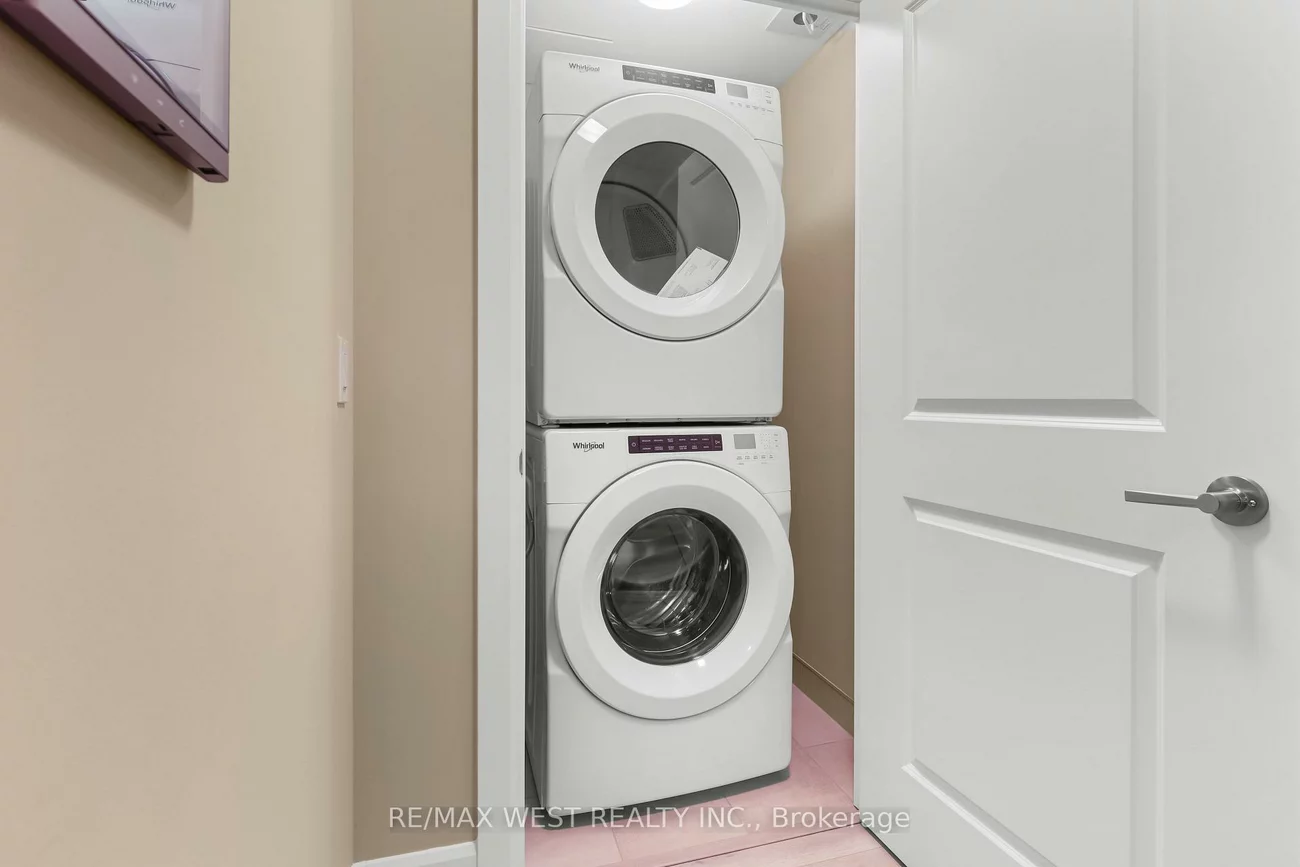 3240, William Coltson, 1010 - JM Joshua Meadows, Oakville