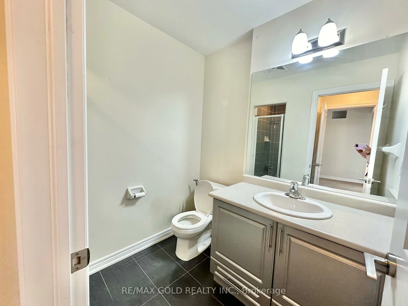 263, Georgian, 1015 - RO River Oaks, Oakville