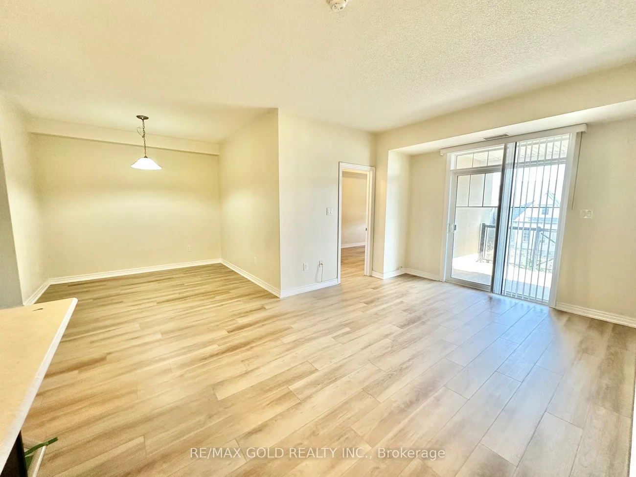 263, Georgian, 1015 - RO River Oaks, Oakville