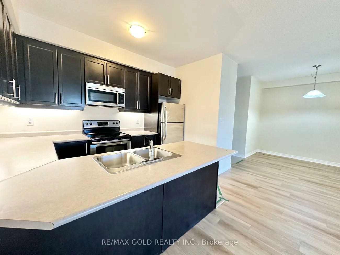 263, Georgian, 1015 - RO River Oaks, Oakville