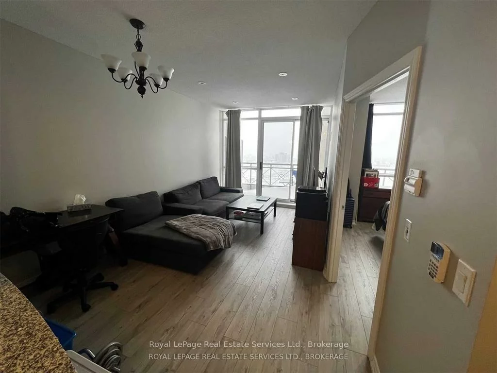 2391, Central Park, 1015 - RO River Oaks, Oakville