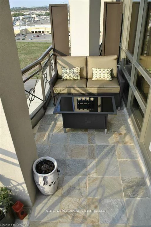 2391, Central Park, 1015 - RO River Oaks, Oakville