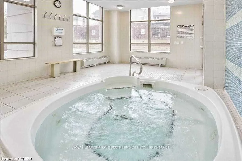 2391, Central Park, 1015 - RO River Oaks, Oakville