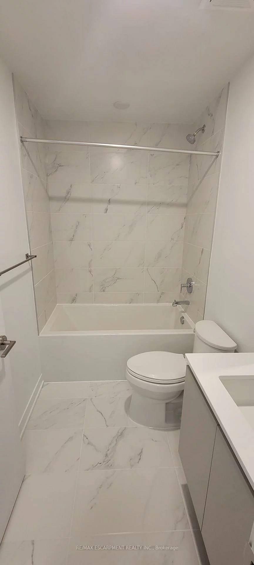 395, Dundas, 1008 - GO Glenorchy, Oakville