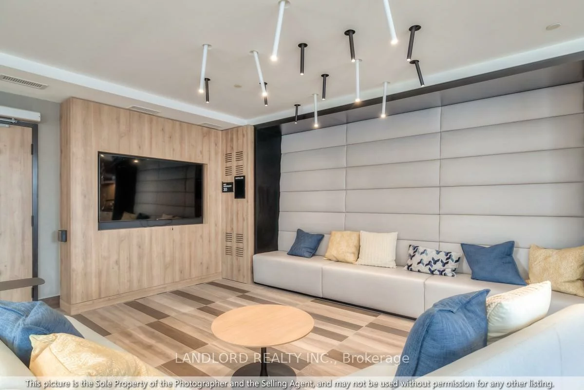 345, Wheat Boom, 1010 - JM Joshua Meadows, Oakville