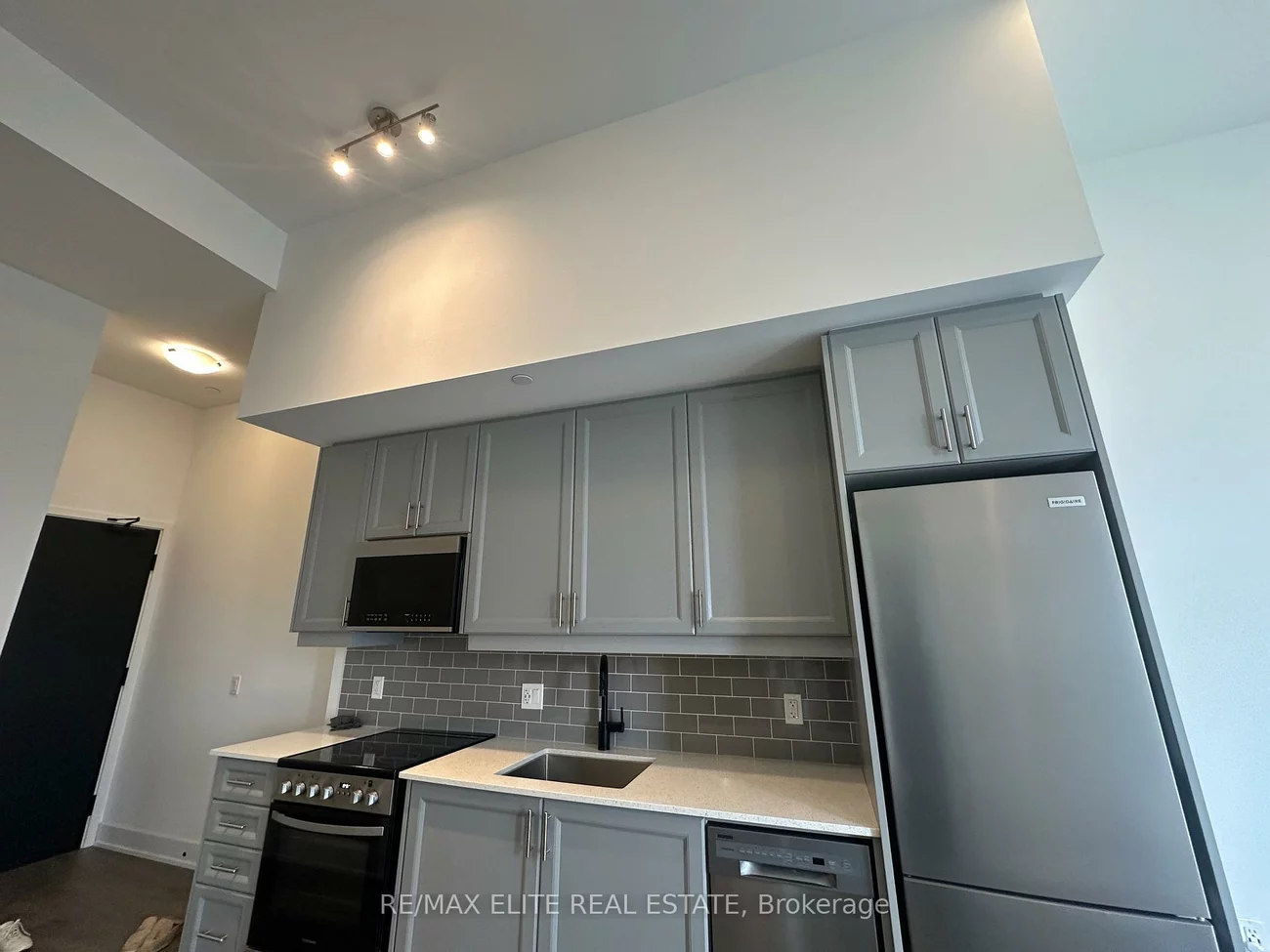 2333, Khalsa, 1019 - WM Westmount, Oakville