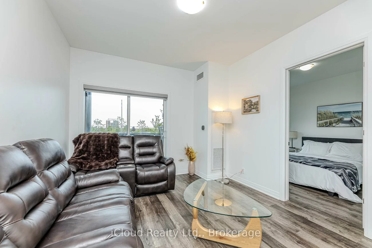 102, Grovewood Common, 1008 - GO Glenorchy, Oakville