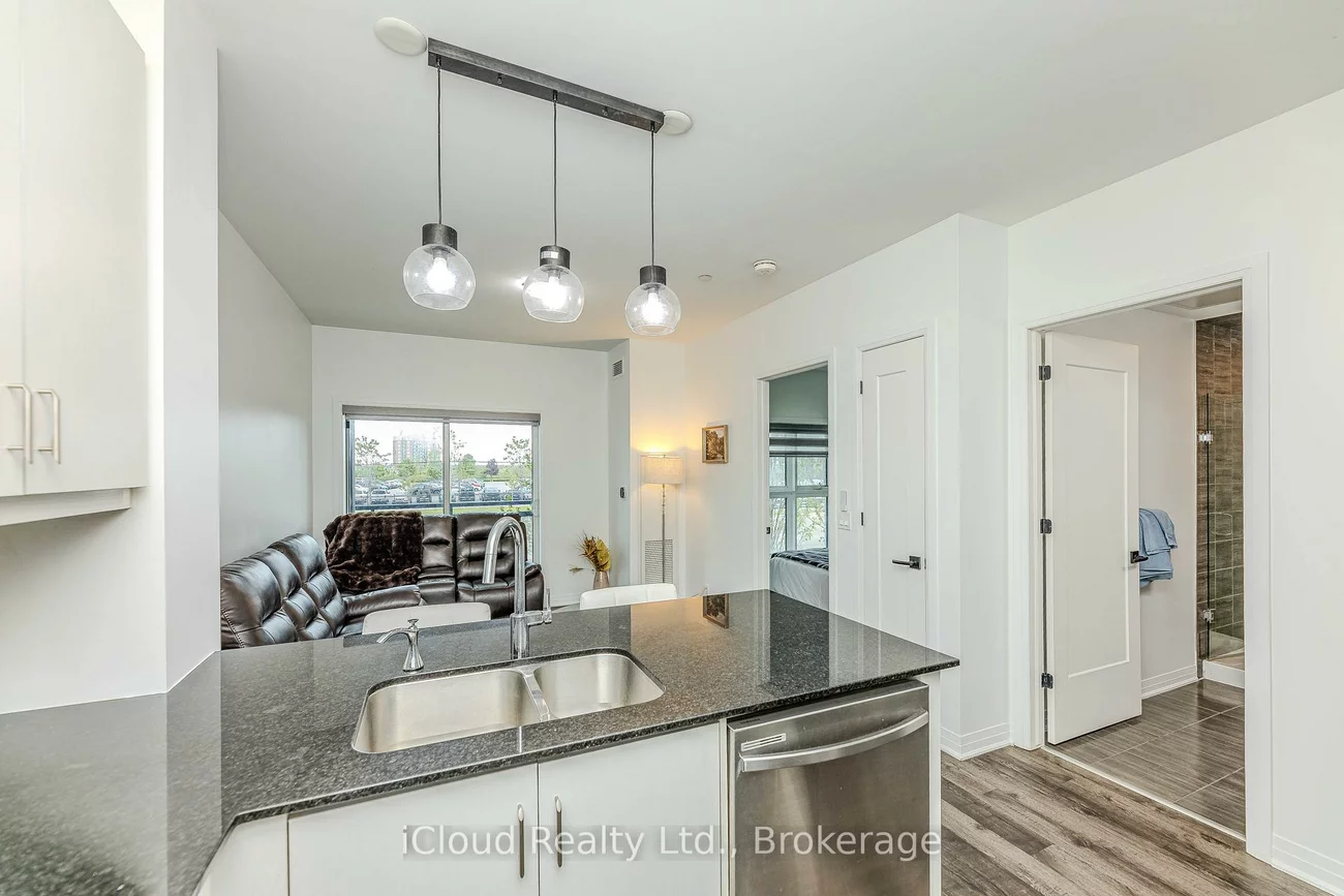 102, Grovewood Common, 1008 - GO Glenorchy, Oakville