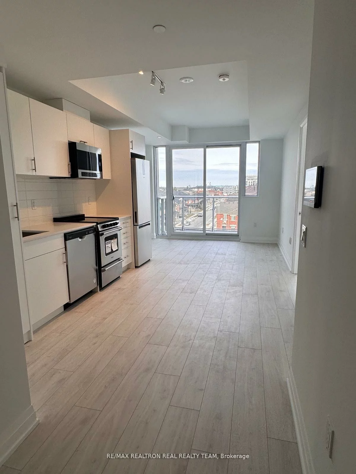 412, Silver Maple, 1010 - JM Joshua Meadows, Oakville