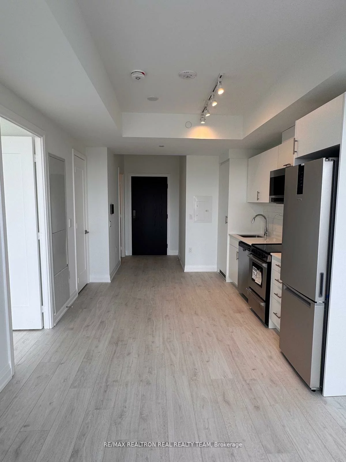 412, Silver Maple, 1010 - JM Joshua Meadows, Oakville