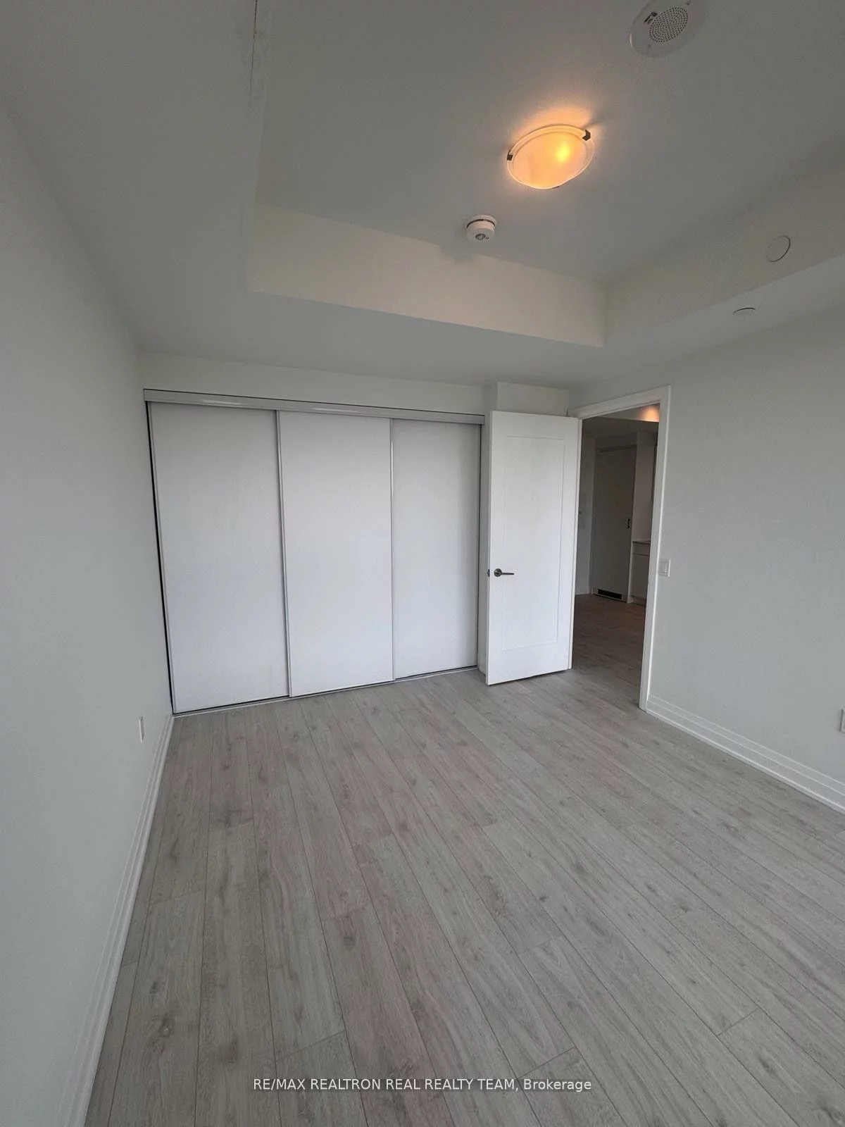 412, Silver Maple, 1010 - JM Joshua Meadows, Oakville