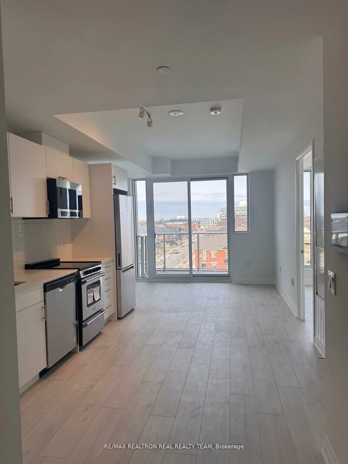 412, Silver Maple, 1010 - JM Joshua Meadows, Oakville