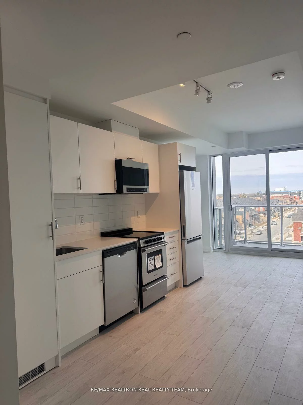 412, Silver Maple, 1010 - JM Joshua Meadows, Oakville