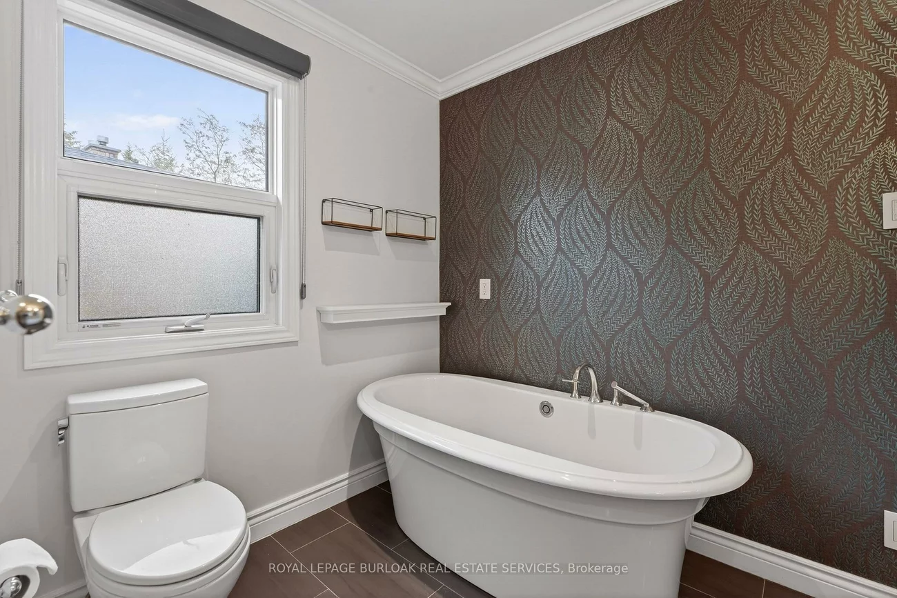 2065, Sixth, 1015 - RO River Oaks, Oakville