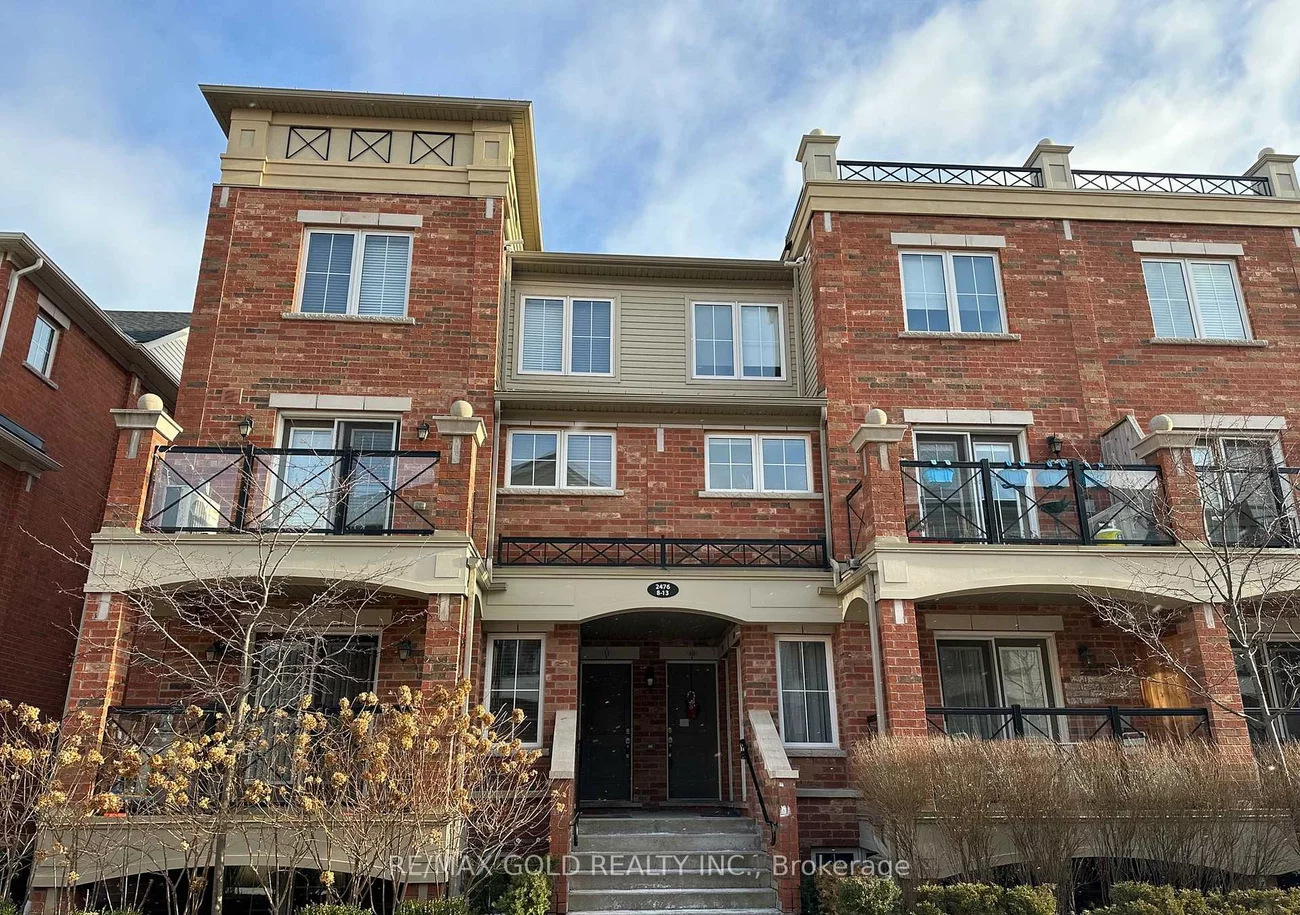 2476, Post, 1015 - RO River Oaks, Oakville