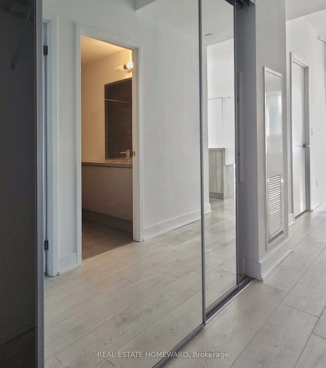 297, Oak Walk, 1015 - RO River Oaks, Oakville