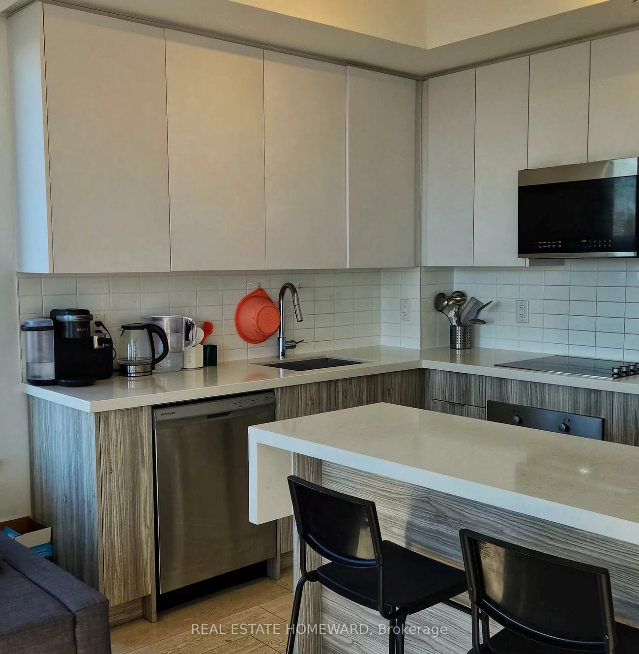 297, Oak Walk, 1015 - RO River Oaks, Oakville