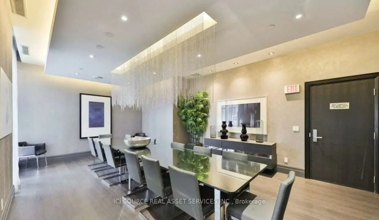 65, Speers, 1002 - CO Central, Oakville