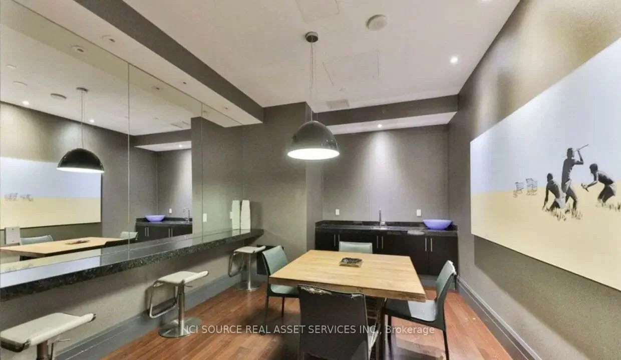 65, Speers, 1002 - CO Central, Oakville