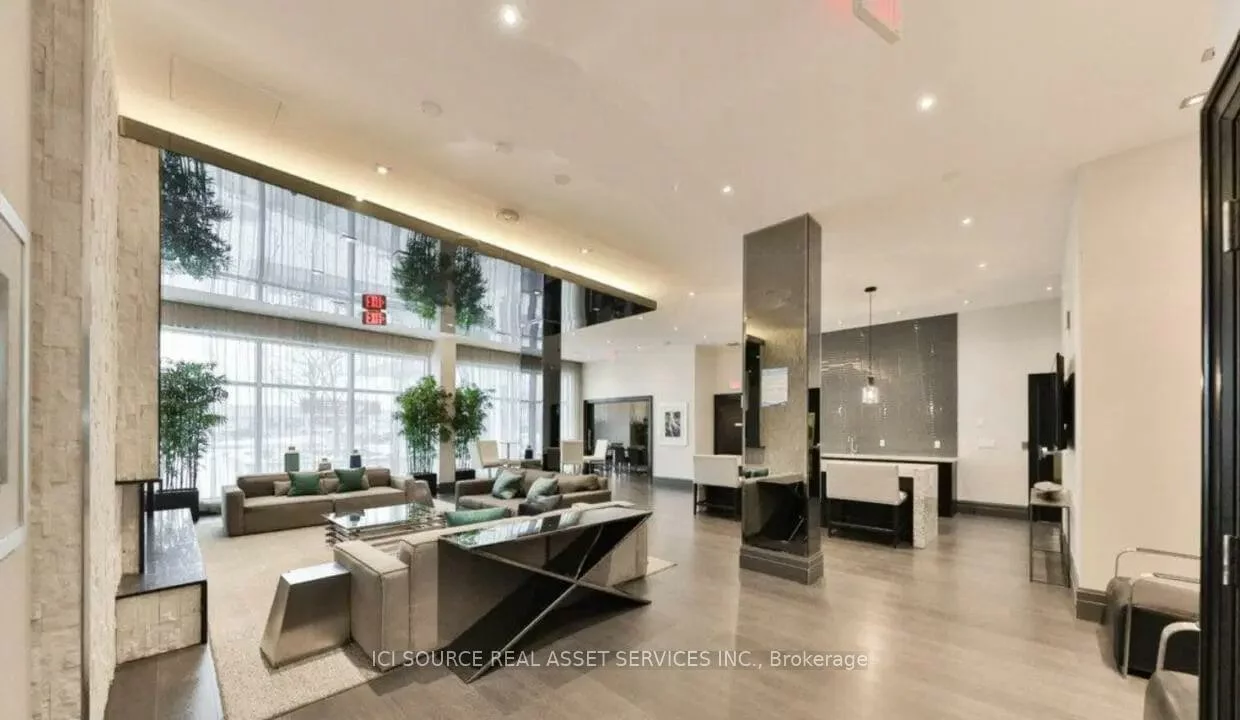 65, Speers, 1002 - CO Central, Oakville