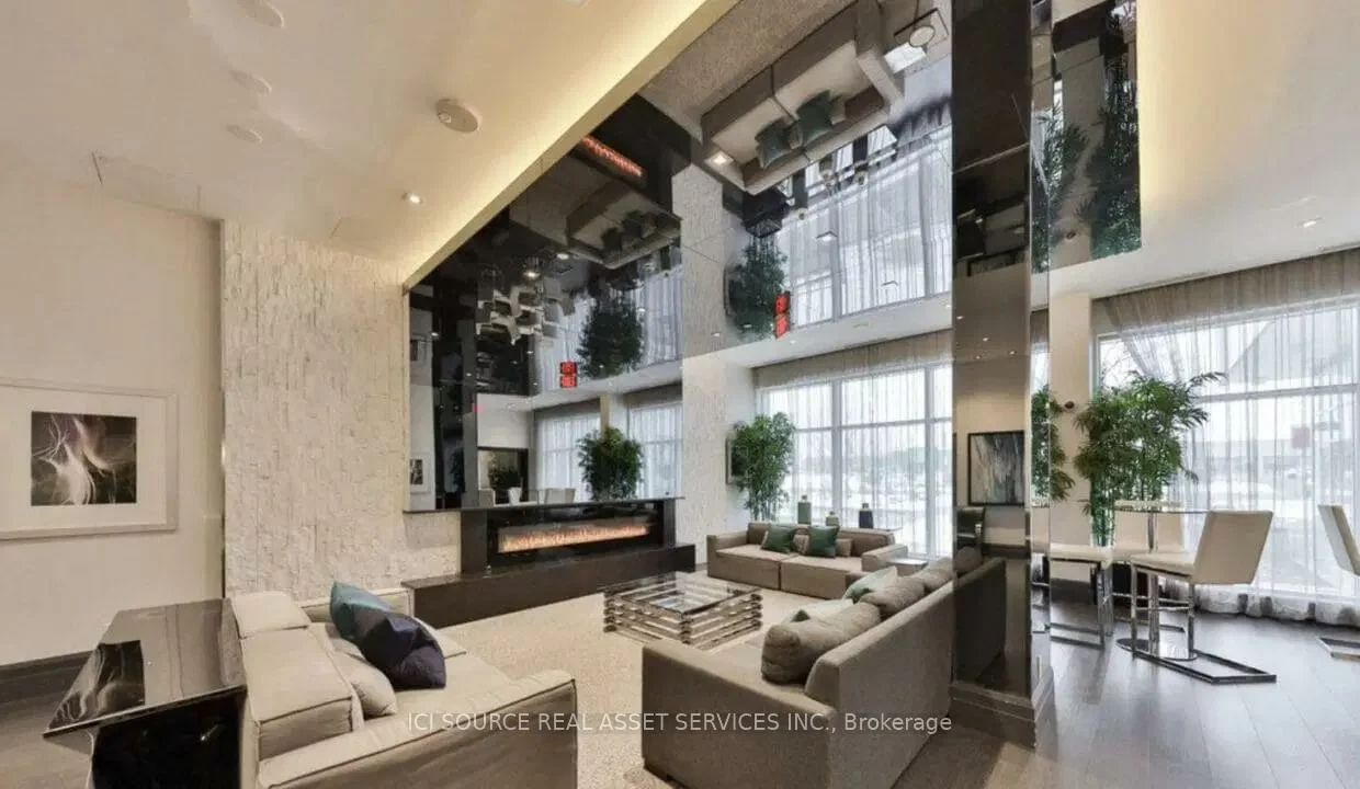 65, Speers, 1002 - CO Central, Oakville