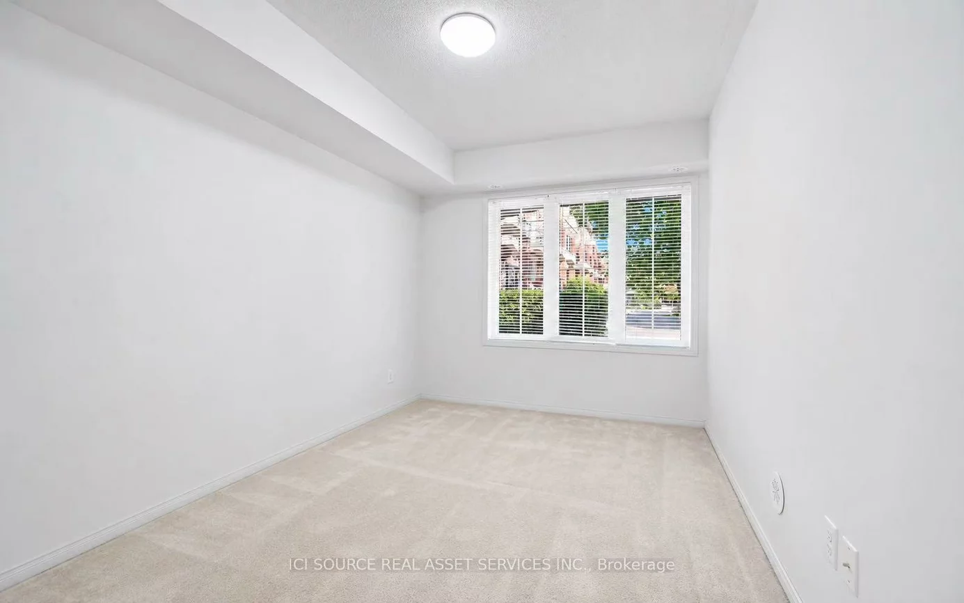 2460, Post, 1015 - RO River Oaks, Oakville