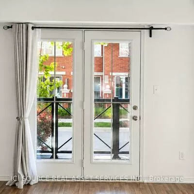 2460, Post, 1015 - RO River Oaks, Oakville