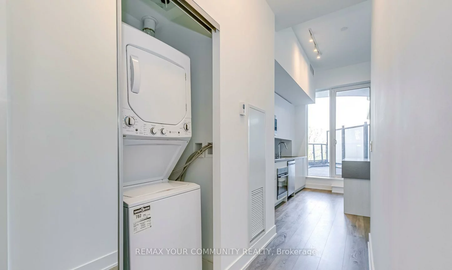 2485, Taunton, 1015 - RO River Oaks, Oakville
