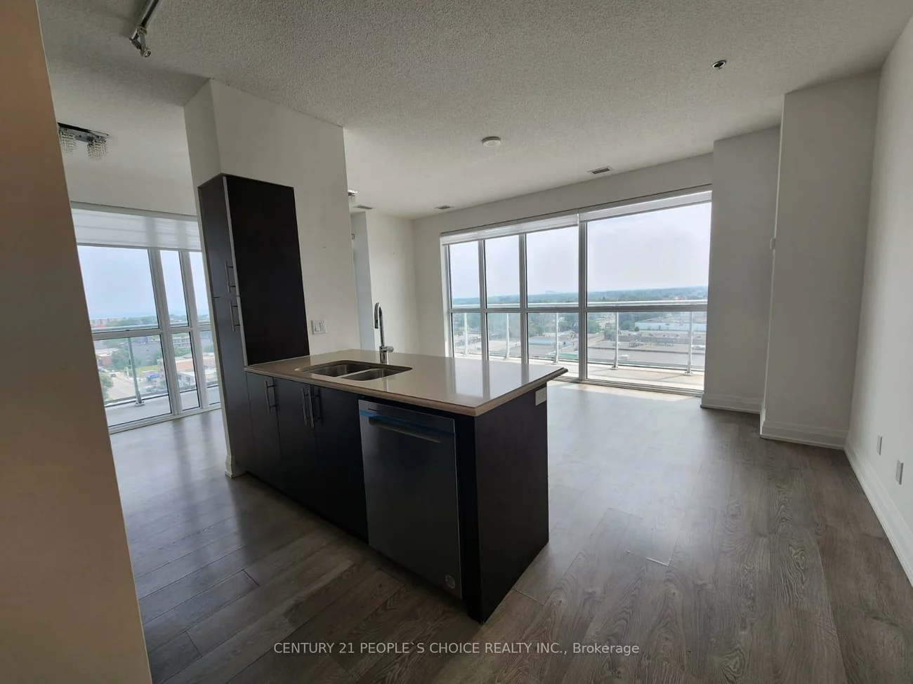 65, Speers, 1002 - CO Central, Oakville
