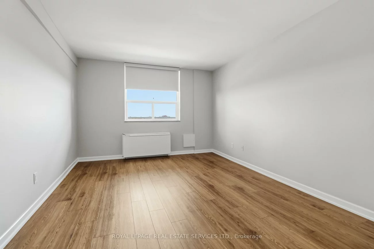 125, Forsythe, 1002 - CO Central, Oakville